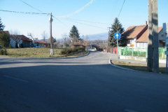 image004